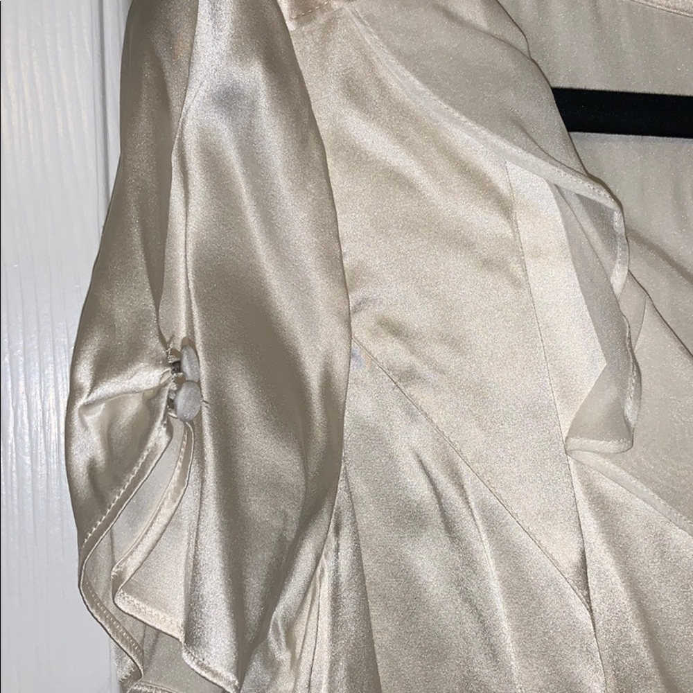 White House | Black Market Blouse - Picture 5 of 8